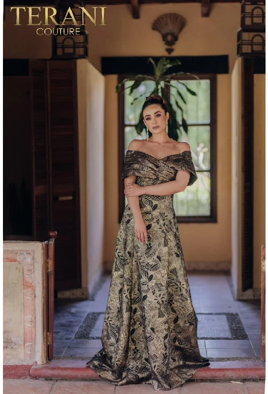 Women's Mini DressesTerani Couture 232M1522 Long Formal A Line Pleated Evening Dress Women's Mini DressesTerani Couture 232M1522 Long Formal A Line Pleated Evening Dress