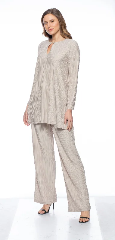 Women's Keyhole Collar DressesMarina Keyhole Pleated Pant Set