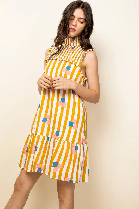 Women's Round-Neck DressesShort Smocked Neck Stripe Dress