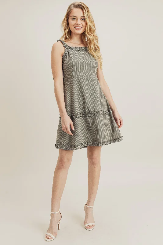 Women's Shawl Collar DressesShort Sleeveless Frilled Dress