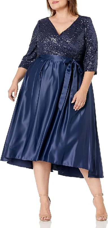 Women's V-Shaped Collar DressesAlex Evenings 8496745 Short Plus Size Formal Dress
