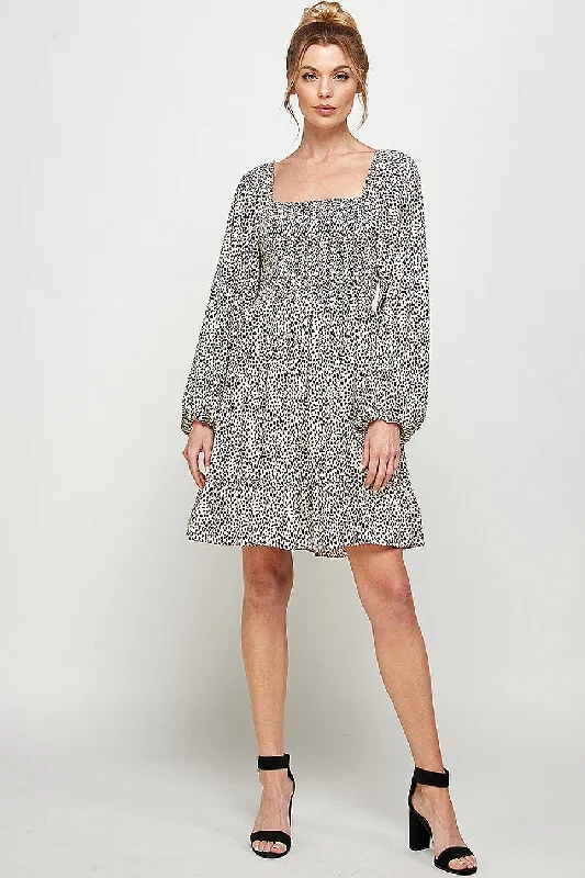 Women's Peter Pan Collar DressesLong Sleeve Cheetah Print Smocked Short Dress