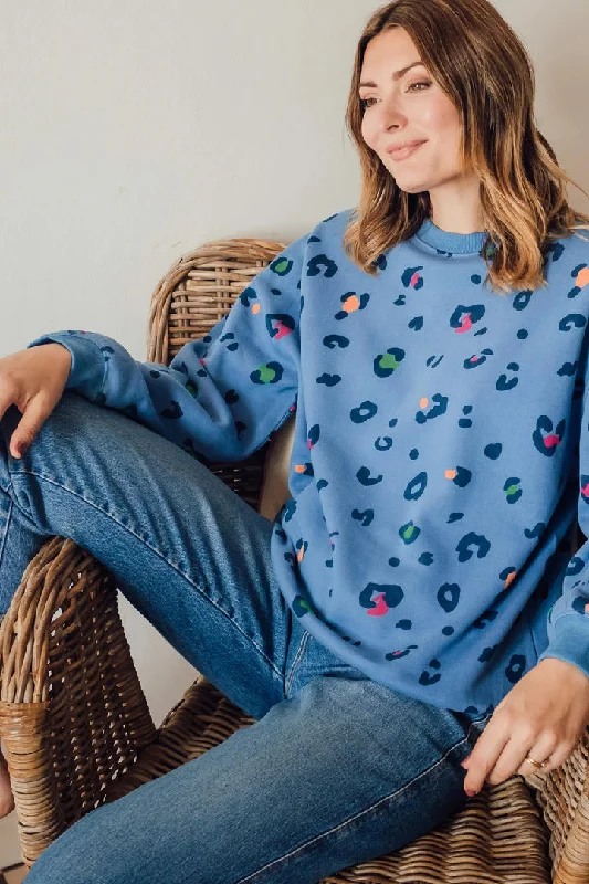 Women's Blouse with Square CollarSugarhill Eadie Relaxed Sweatshirt Colour Pop Leopard Blue