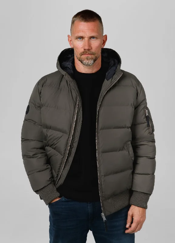 men's slim-fit leather jacketMen's winter hooded jacket Gopher